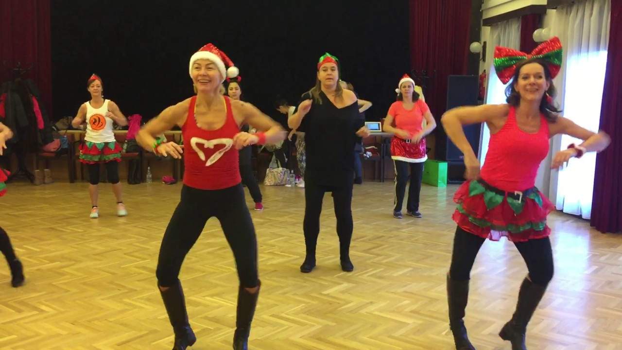 Merry Christmas Everyone - Funny Christmas Zumba/Dance/Fitness Choreography by Sylvia Barta