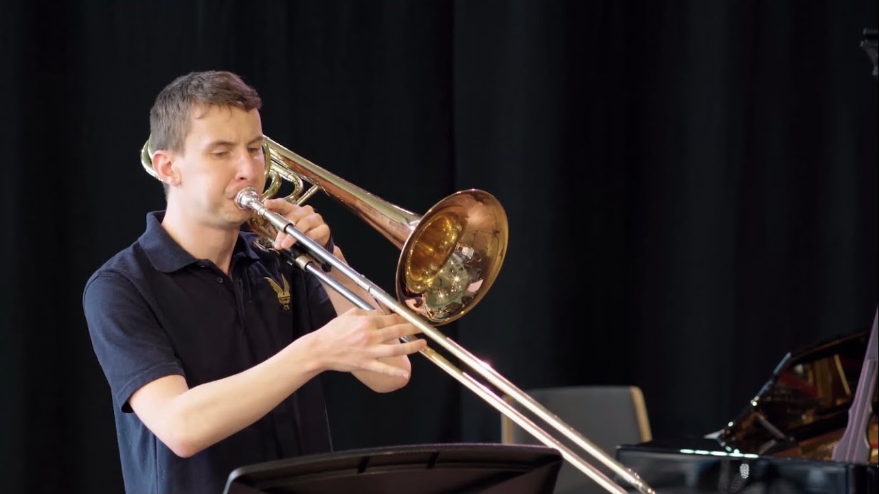 Brian Lynn: Ba-Dee-Doo-Dup &ldquo;Smooch&rdquo; (Trombone Trio)