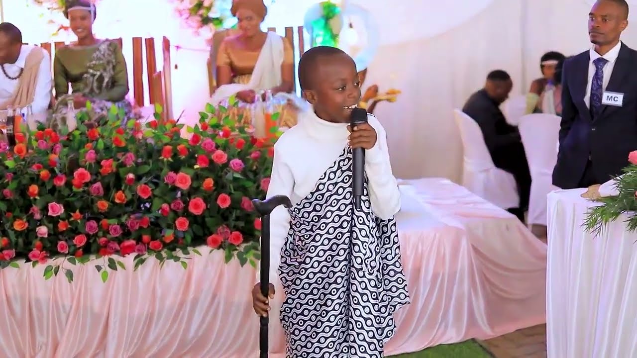 Rwanda traditional wedding (kuvugira inka.)