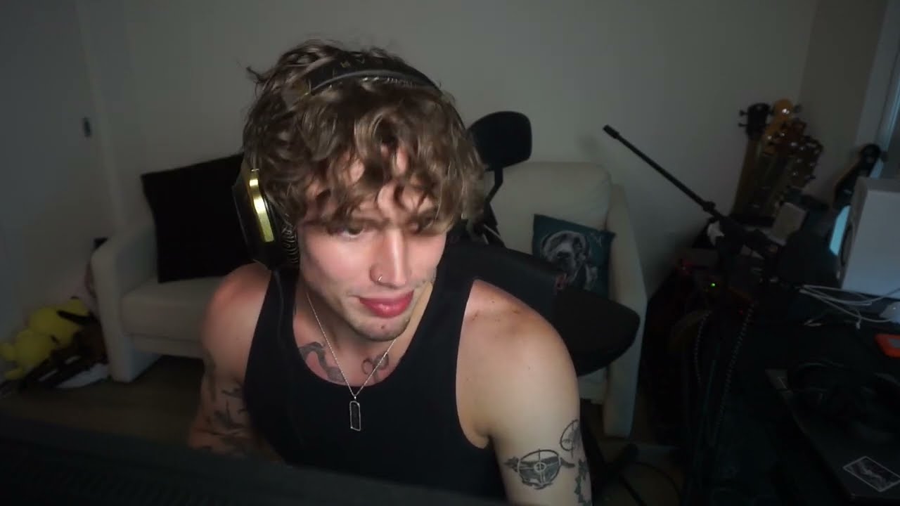 Vinnie Hacker 12th June 2024 'LEAGUEEEE' Twitch Stream