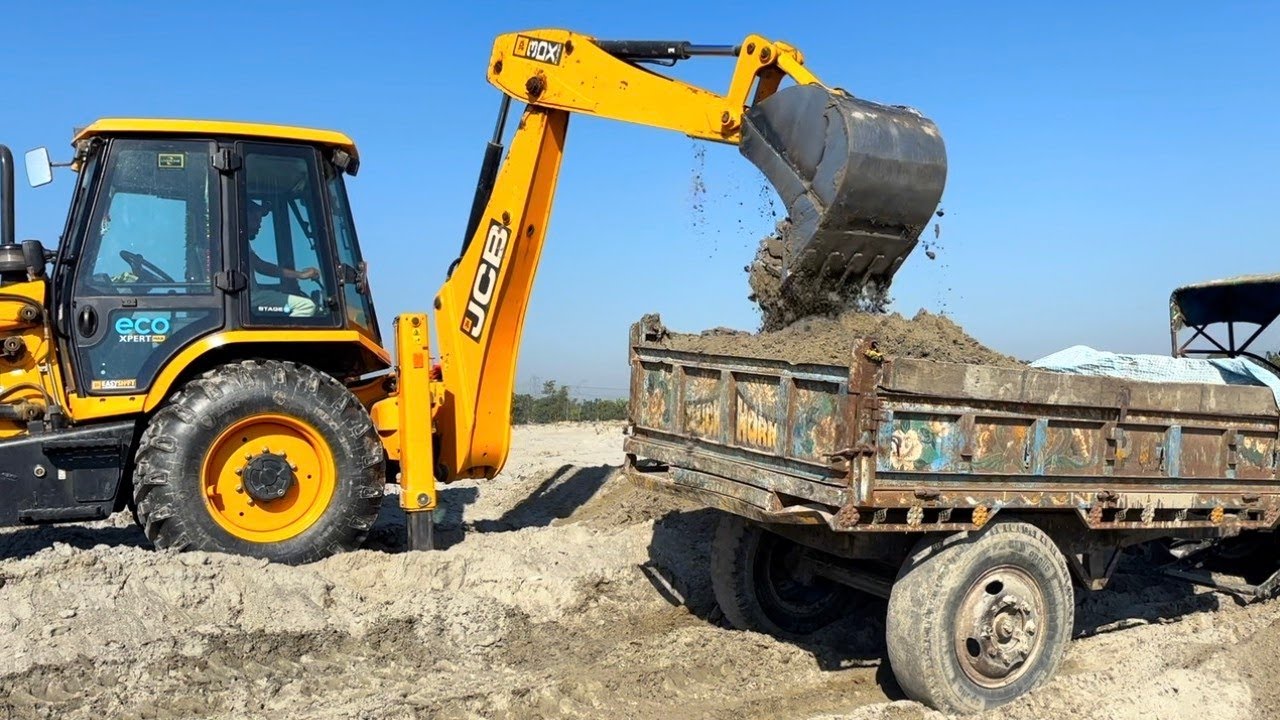 JCB 3DX PLUS Loading Village Pond Mud in Sonalika Mahindra John Deere Swaraj Tractor | Jcb | Tractor