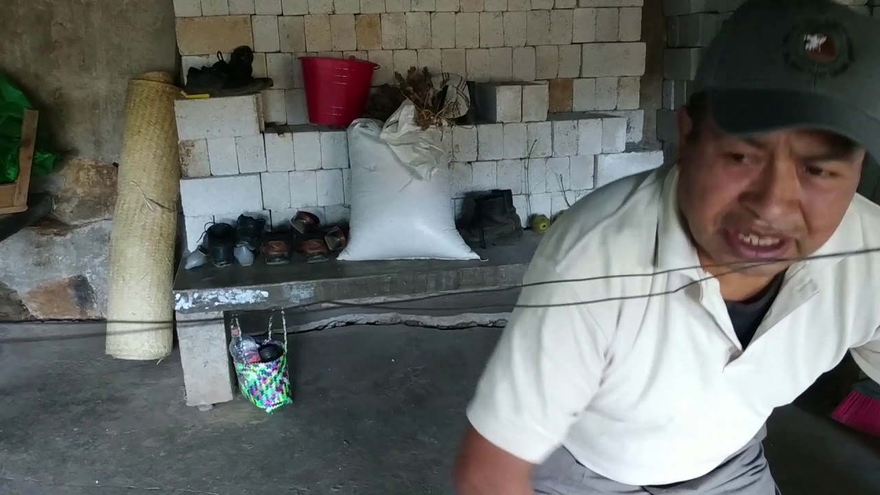 Así se hace un torzal o trenzar alambre recocido a mano | Aprende albañilería