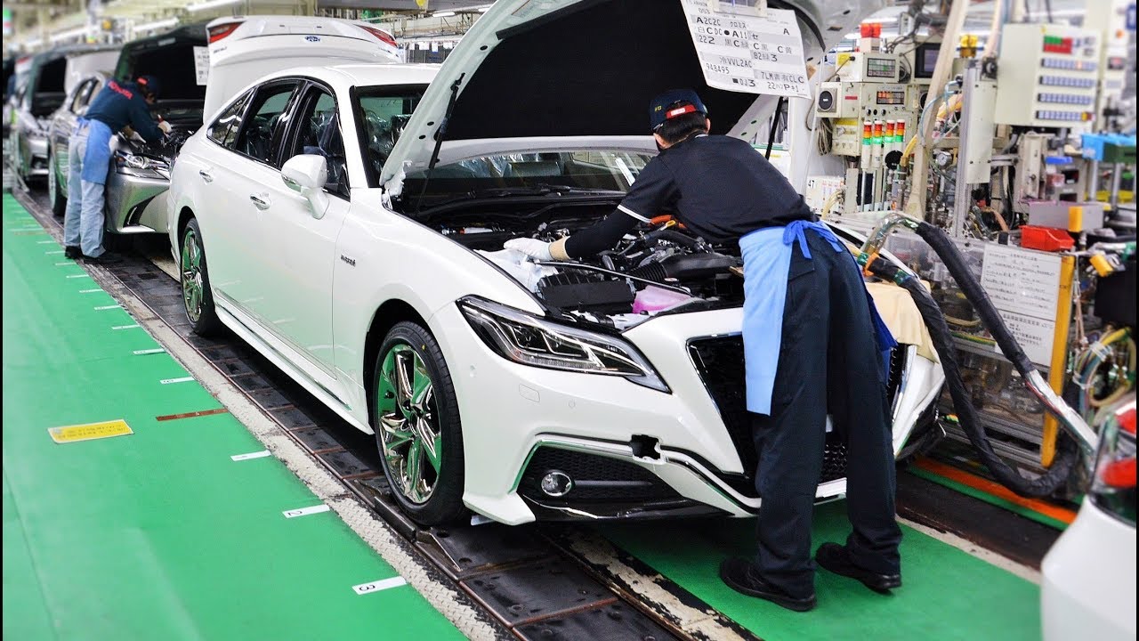 Toyota Crown Production