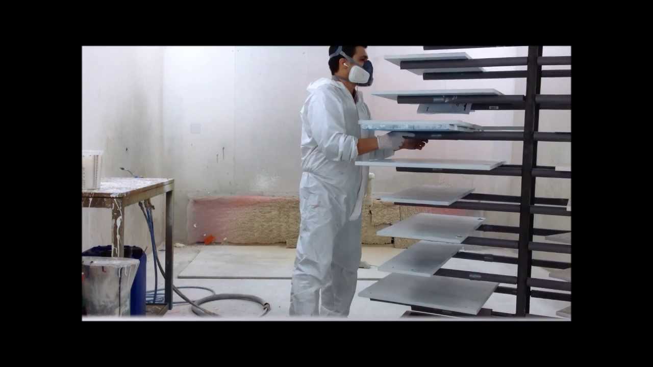 Meubelspuiterij 4all  afspuiten keuken stofvrij in drukcabine