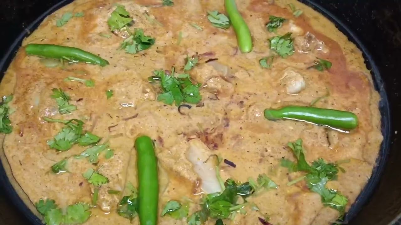 বাসমতি চাল দিয়ে বয়লার মুরগির কাচ্চি রান্নার রেসিপি। 