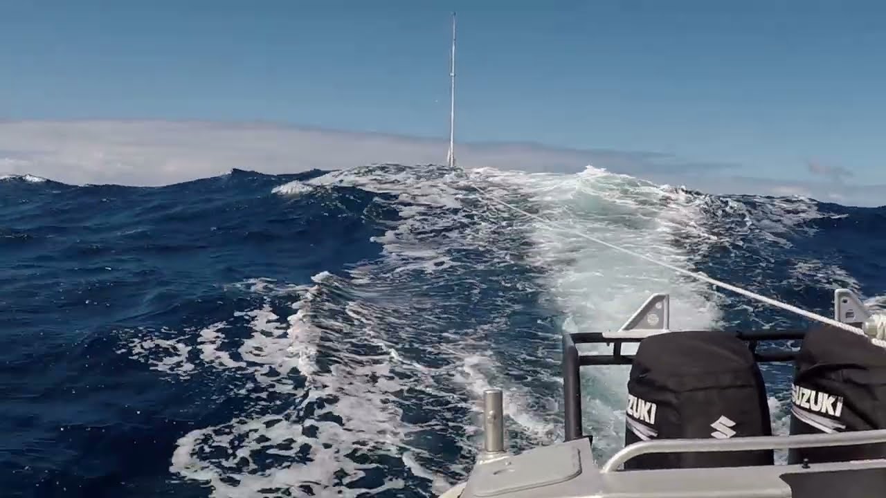 Marine Rescue Assist Solo Sailor 16 April 2022