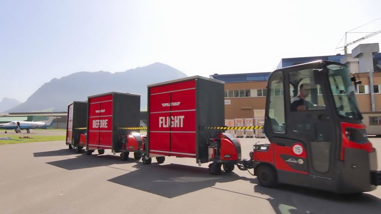 PILATUS Flugzeugbau mit Factory Train Routenzug