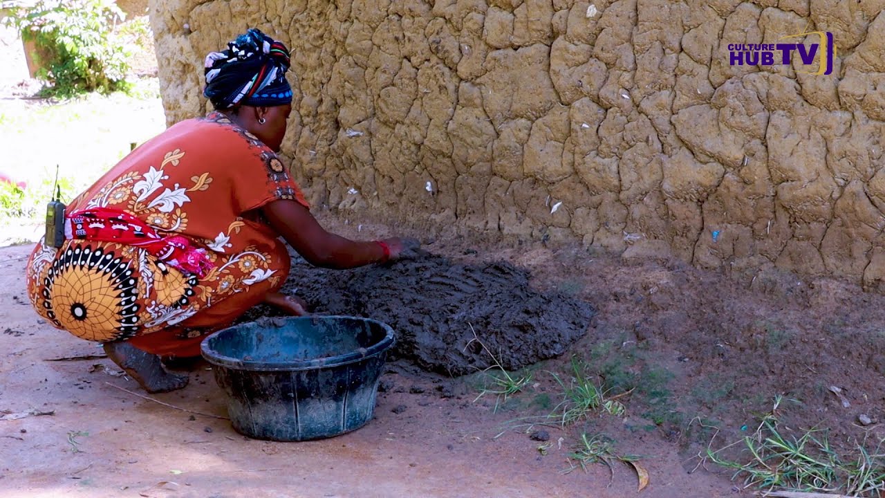 Making African Verandah Using Cowdung (Matochi) In My Village Home | Village Life @owinosueh