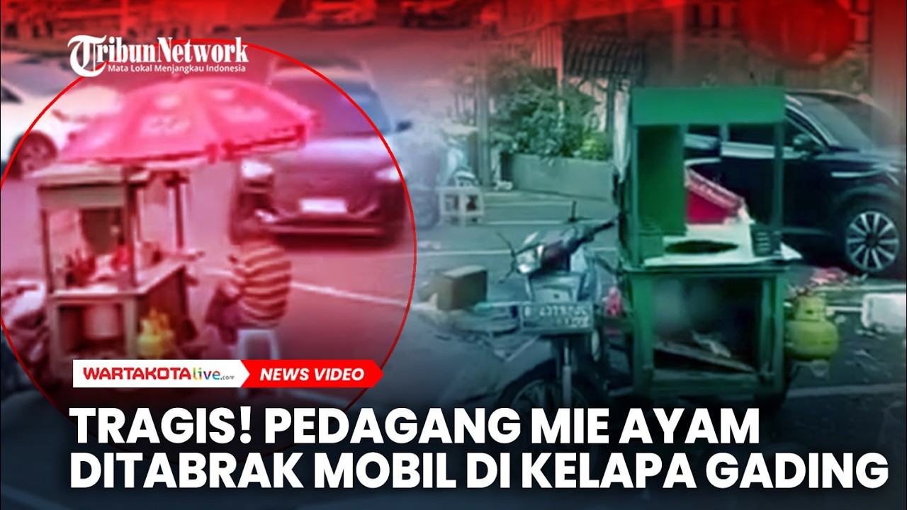 Terekam Detik-detik Pedagang Mie Ayam Dihantam Mobil di Kelapa Gading
