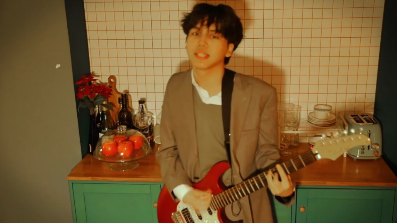 동주DONGJU - Tell me about the movie [Official MV]
