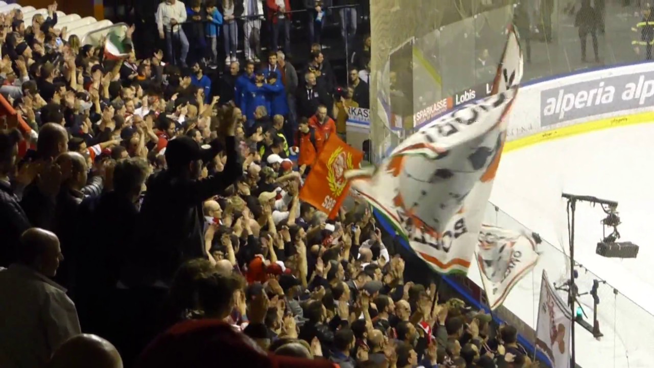 HC Bolzano - Red Bull Salzburg 4-2: Tifo Ultras Bolzano