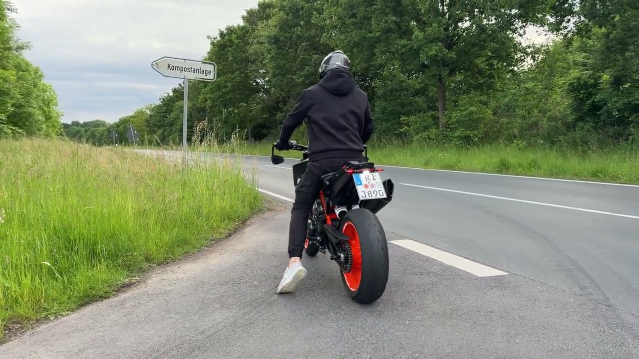 2023 KTM Duke 890R with Race Converter and SC Project Exhaust (street legal - EU )