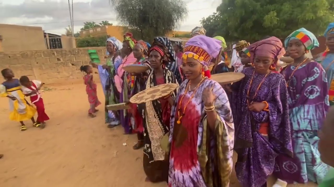 Baaba Maal e Hoddu