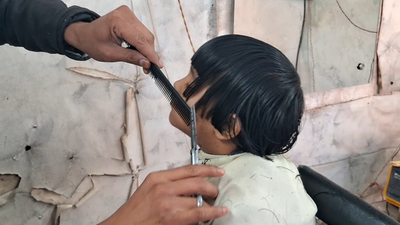 #babyhaircut #babygirl #haircutting #kaju ki hair cutting