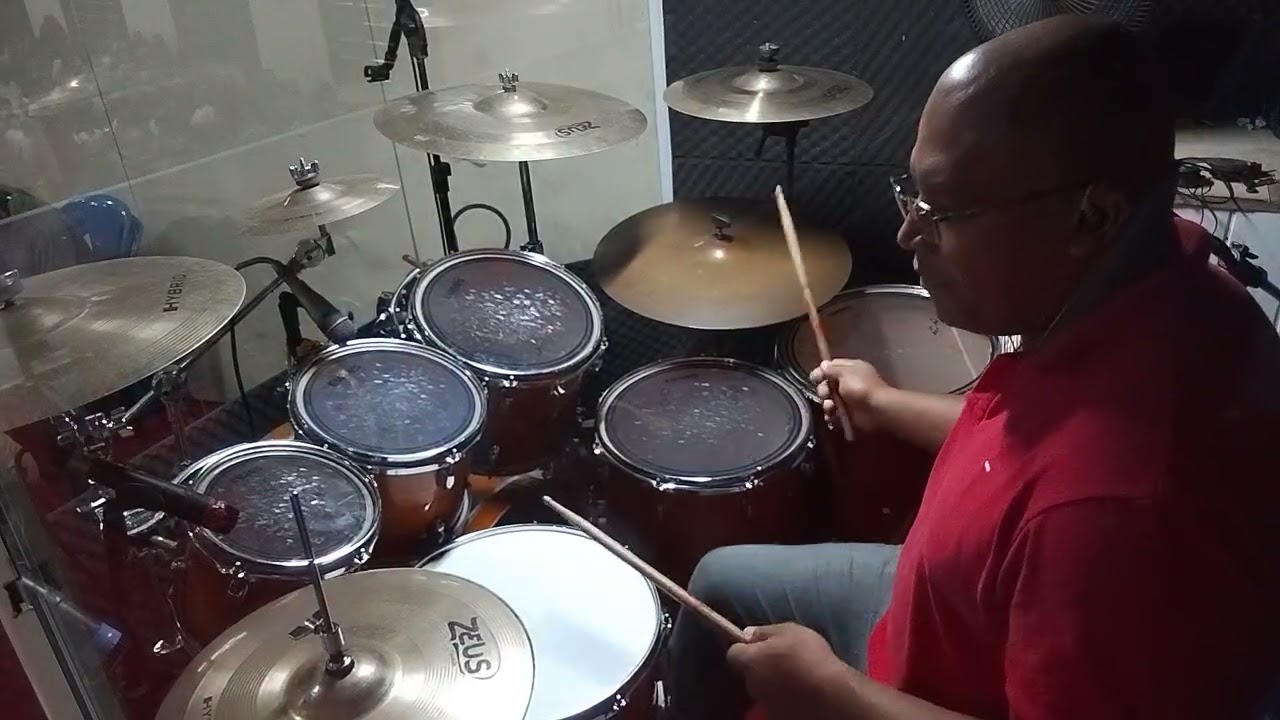 1000 GRAUS.  COVER