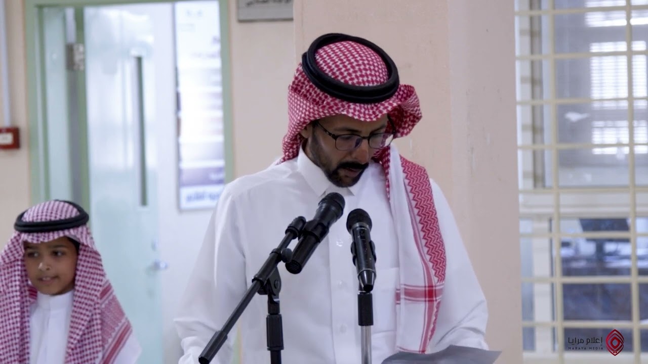 حفل تخرج طلاب الصف السادس بمدرسة أنس بن مالك الابتدائية بعنيزة لعام ١٤٤٤هـ