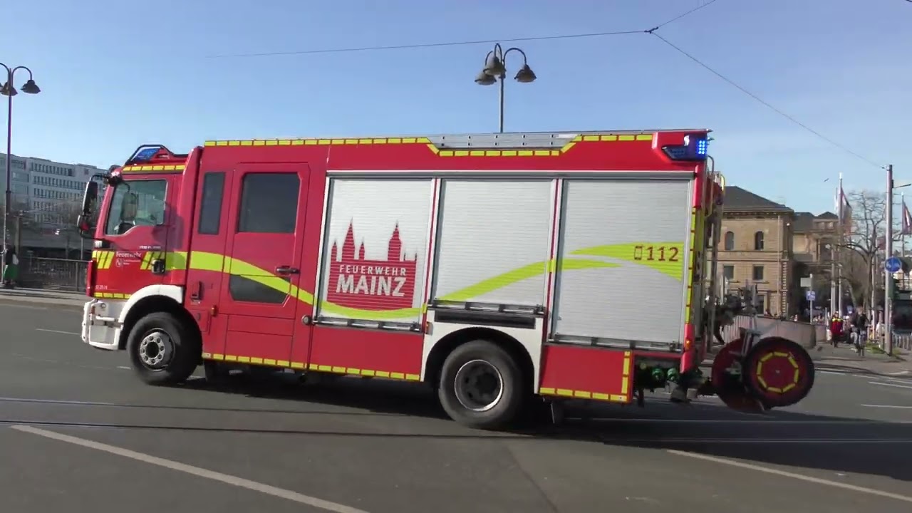 Einsatzfahrten am Rosenmontag in Mainz 2023