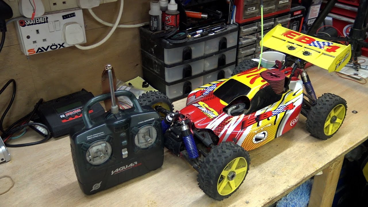 Thundertiger EB4 S2 Pro Nitro Buggy Gets New Bearings & a Good Service!