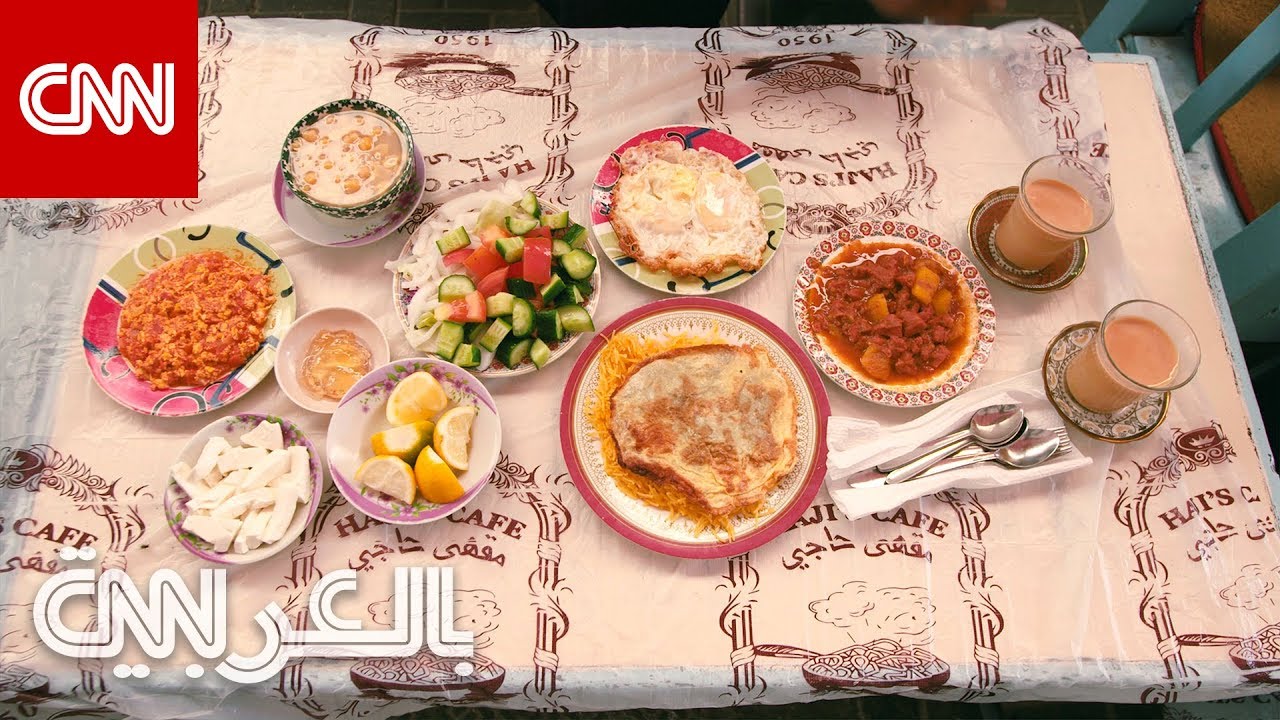 داخل مقهى 