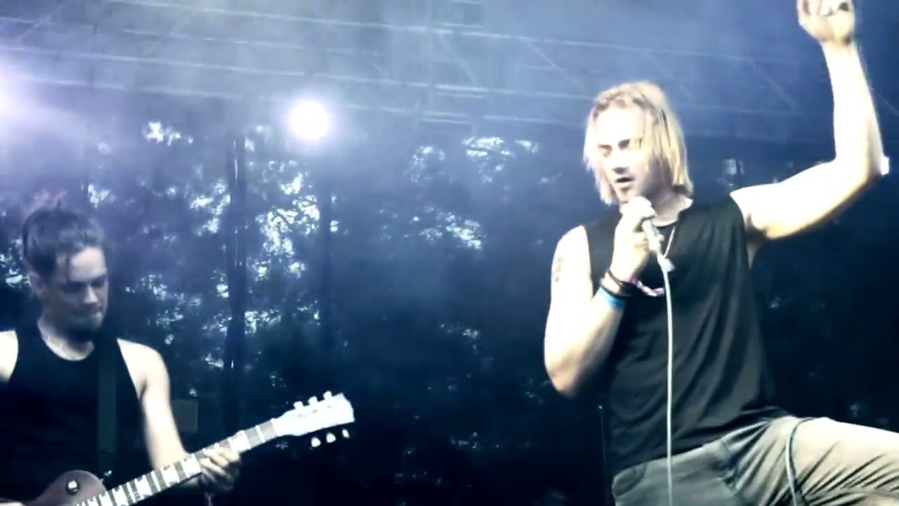 STIFFER   Bullet@Galapagai 2013
