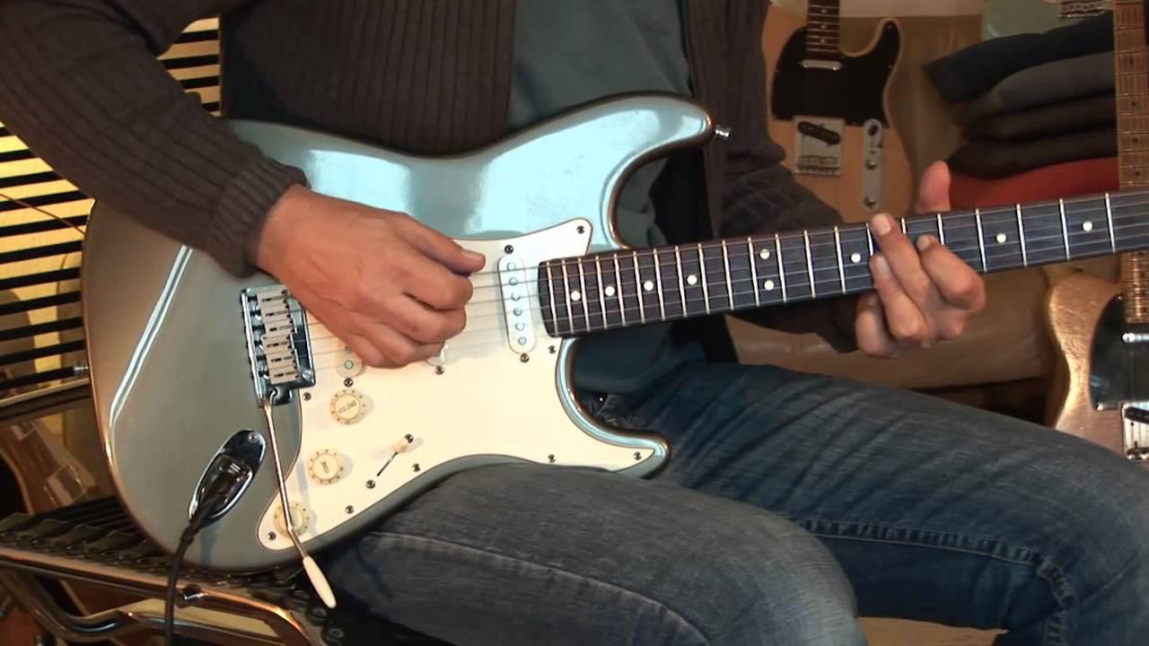 1989 Fender Stratocaster USA American Std. inka silver