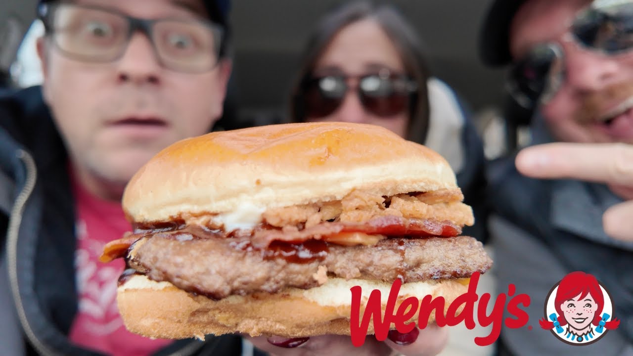СТОП ВСЕМ: удалось ли Wendy's создать идеальный чизбургер барбекю? Обзор Bull's-Eye!