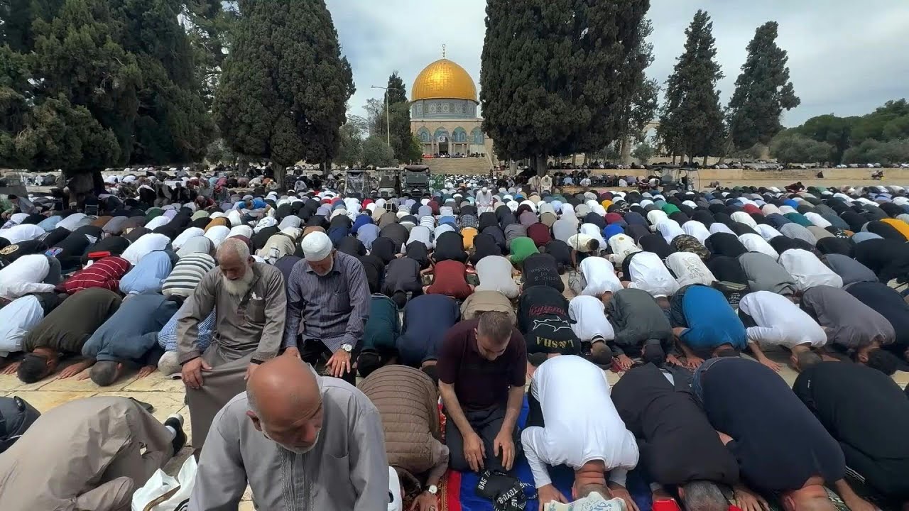 Muslim worshippers perform last Friday prayers of Ramadan in Al-Aqsa | AFP