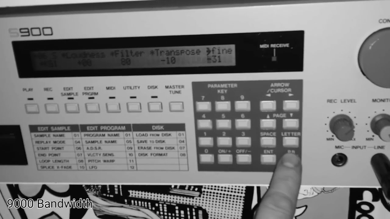 Akai S900 (12bit) by madbull