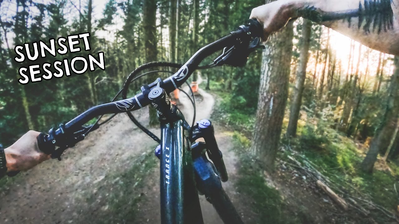 Borderline in Freiburg - Jumps & Singletrails vom Feinsten mit Toffer | Giant Trance | Freeride Flo