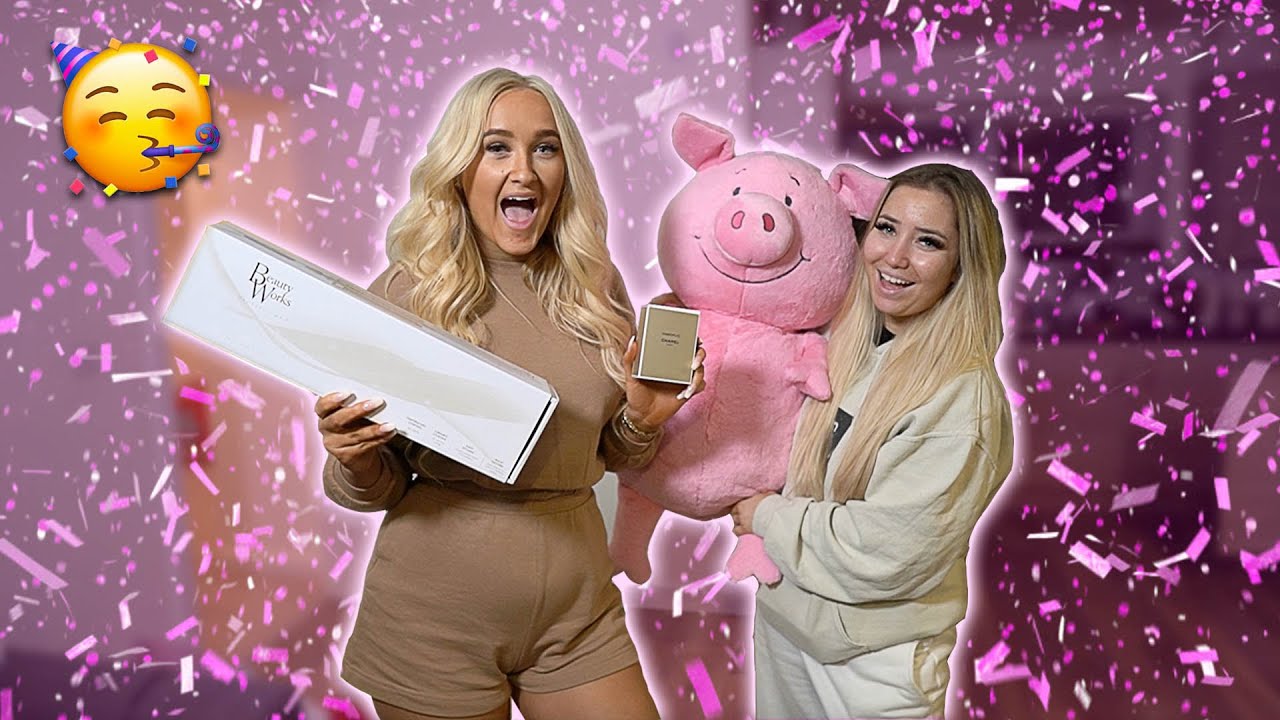 SURPRISING MY BESTFRIEND ON HER 19TH BIRTHDAY!!