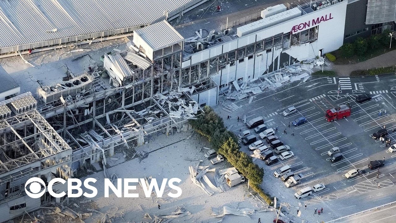Videos capture moment 7.1 magnitude earthquake hit Japan and its aftermath