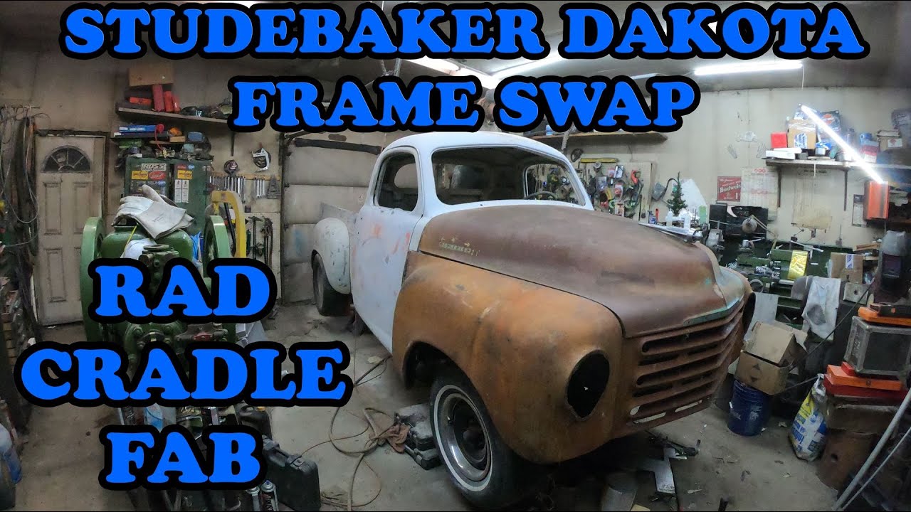 Изготовление кронштейна для радиатора на грузовике Studebaker с использованием рамы Dodge Dakota.