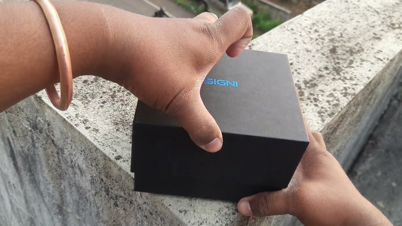 unboxing video of skyvik signi one mobile camera 25 mm Macro lens kit..