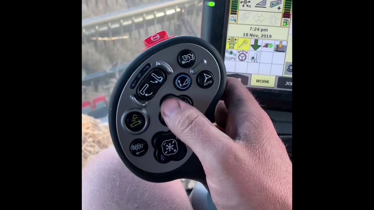 Обзор полевых работ комбайна Case IH 9250 Midwest 60ft Draper