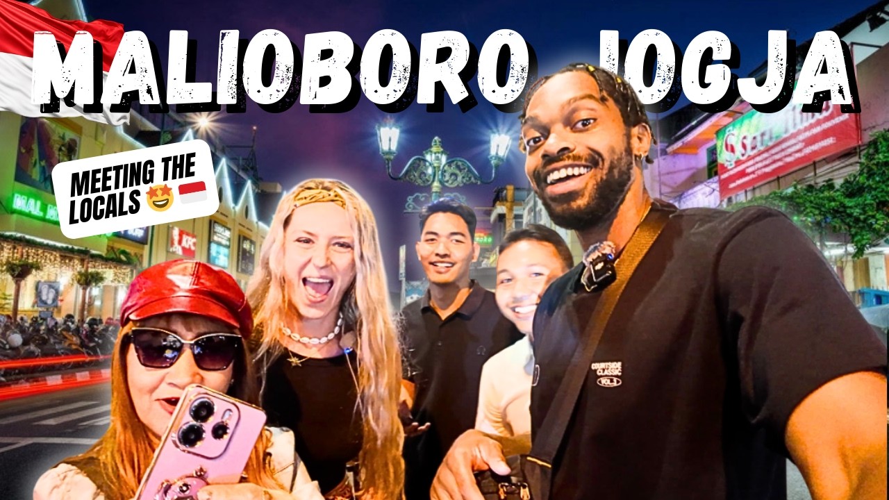 Exploring MALIOBORO Yogyakarta | We Try BAKPIA & Meet The Locals 🤩 🇮🇩