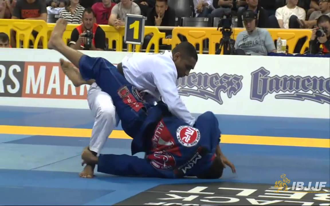 Mario Reis v Denilson Pimenta - 2014 IBJJF Worlds Black Belt Featherweight Quarter-Final