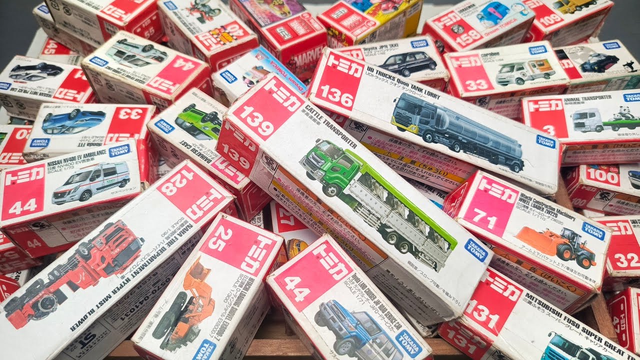 【トミカ】ミニカー大集合! Vo9 遊んだトミカを箱に入れて並べてみました。