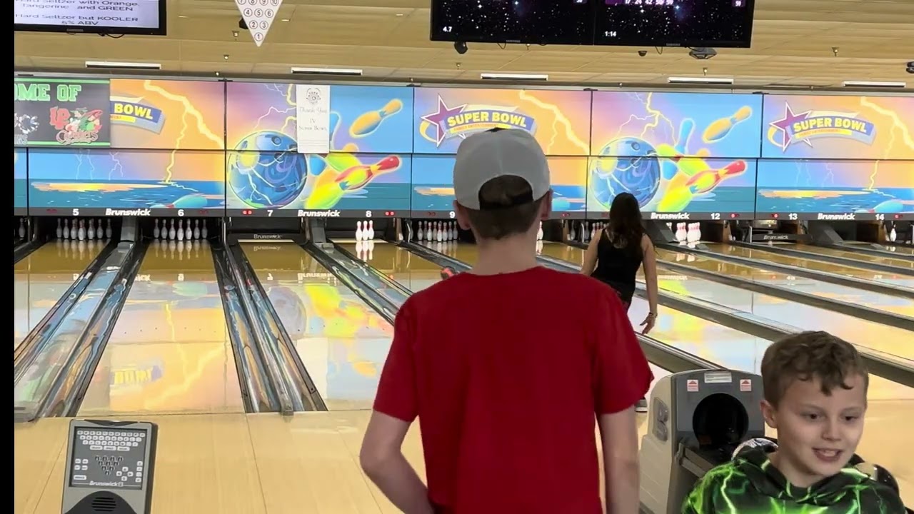 Bowling with my storm equinox  #foryou #bowling #brunswick #stormbowling 