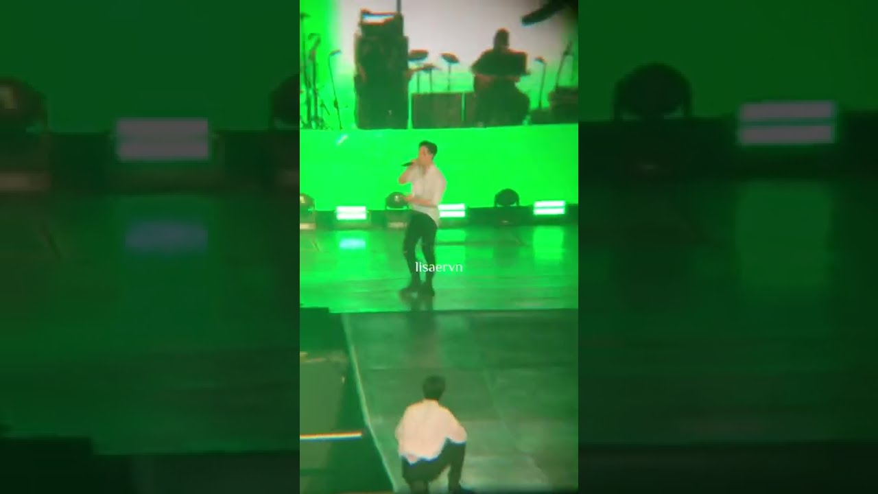 221113 Maniac in Jakarta: Dekat di hati (RAN sunbaenim) - Bangchan Stray kids ft. Indonesia Stay