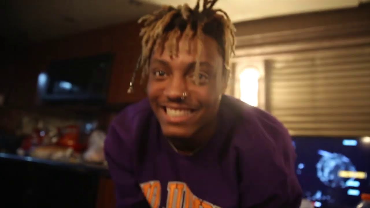 Juice WRLD-  Conversations (Official Music Video)