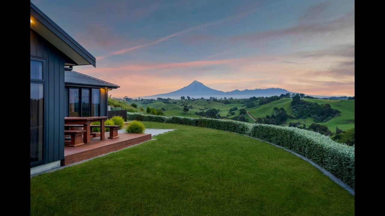 956 Richmond Road, Lepperton, New Plymouth, Taranaki
