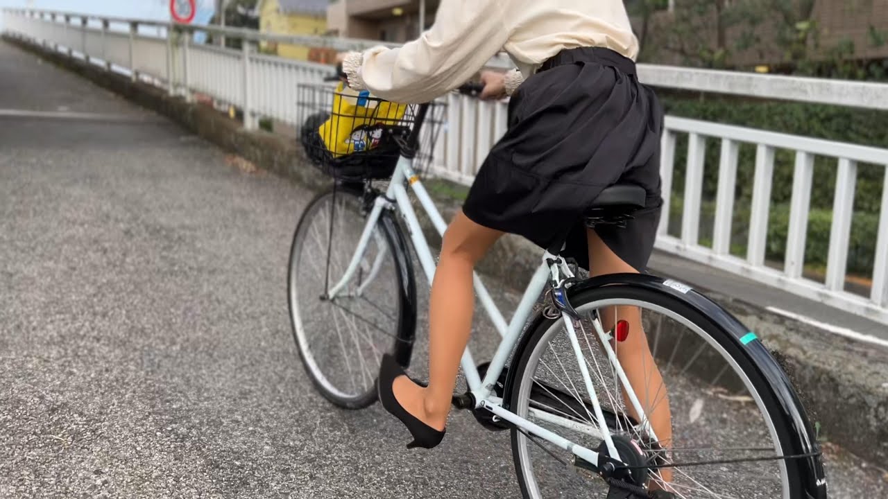 【よしだのエンターテイメント】自転車で夕日を走る動画