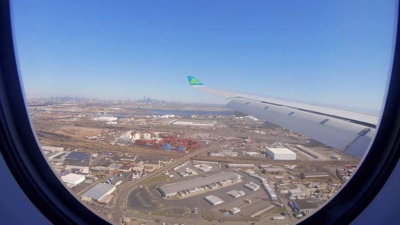 NYC SKYLINE | Aer Lingus A330-300 Approach and Landing into Newark Airport (HD)