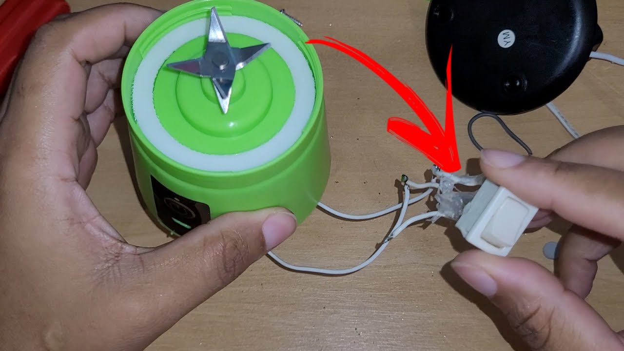 mini liquidificador portátil não liga