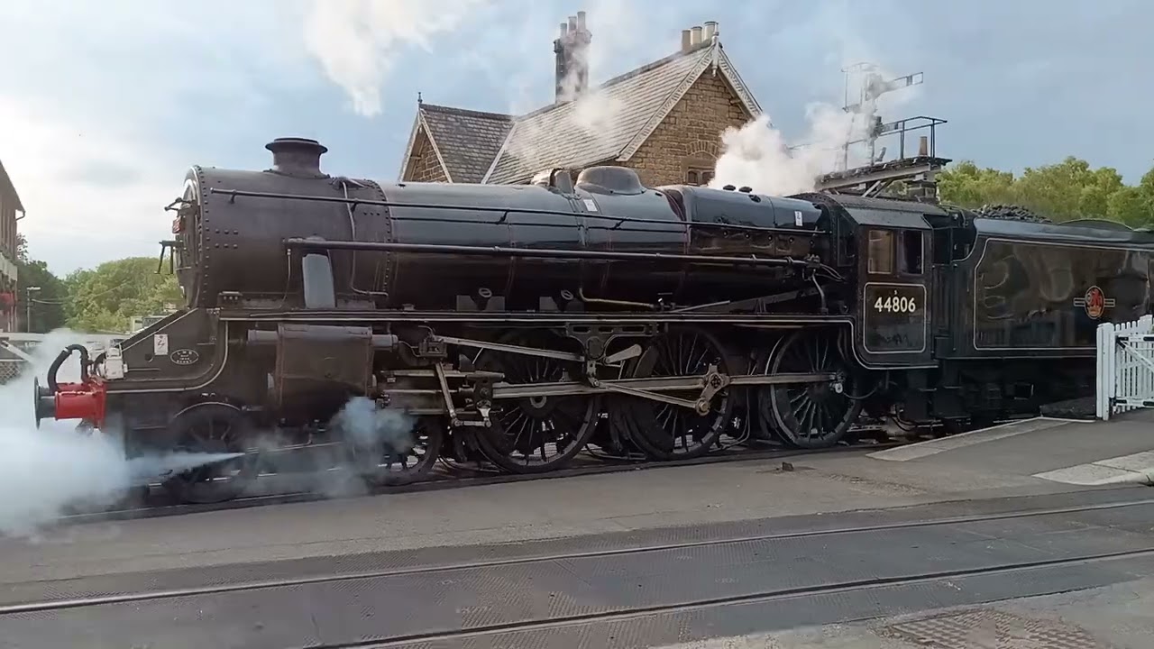 North Yorks Moors Railway - Departing Grosmont