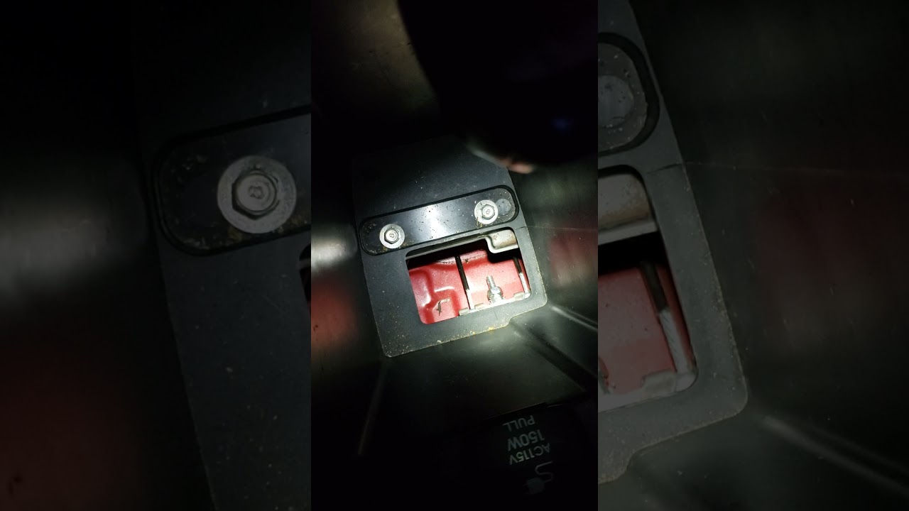 Hyundai Veloster Emergency/Parking Brake handle adjustment. #DIY