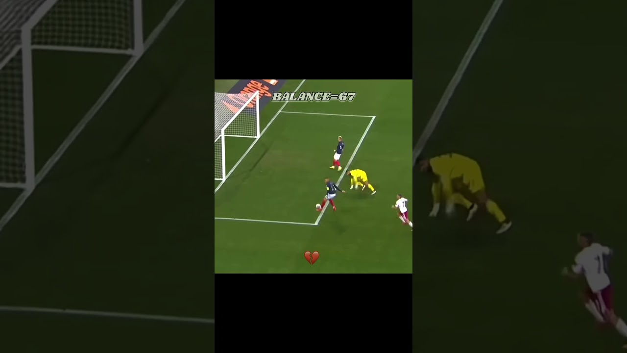 Kylian&rsquo;s Balance Is Truly A Mystery 🤣💀 #football #mbappe #futbol
