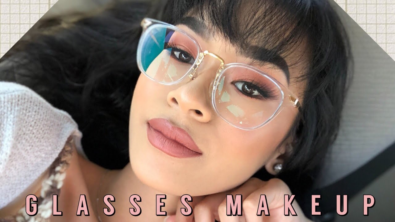 How I Do My Makeup When I Wear Glasses