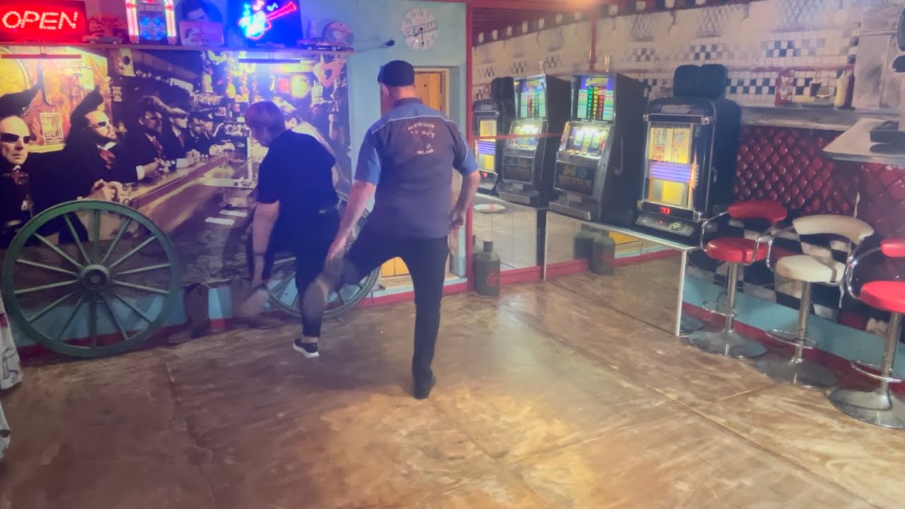 “The Slosh” line dance