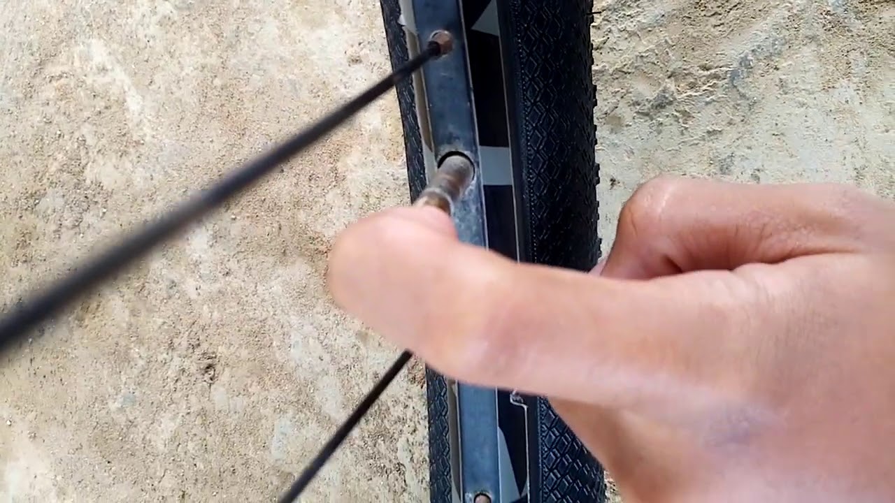 How to deflate a bike tire